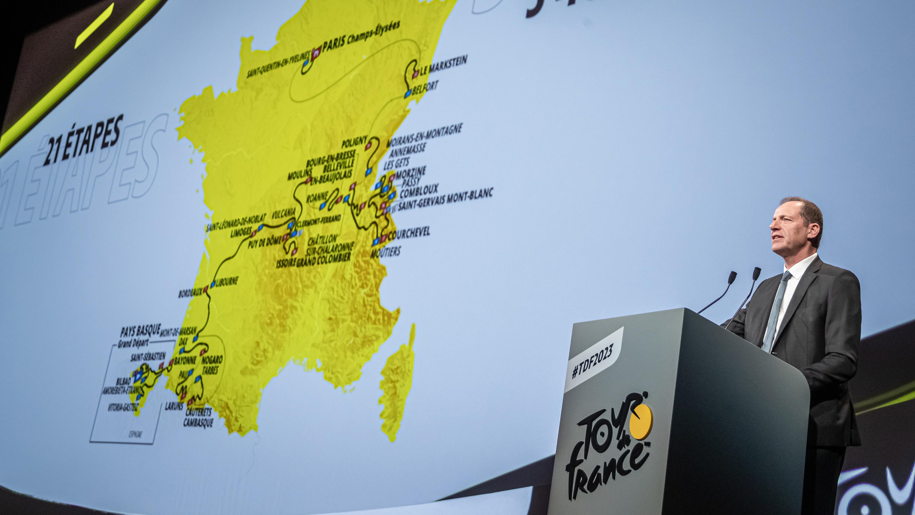 Tour-de-France-Direktor Christian Prudhomme bei der Streckenpräsentation der Tour 2023
