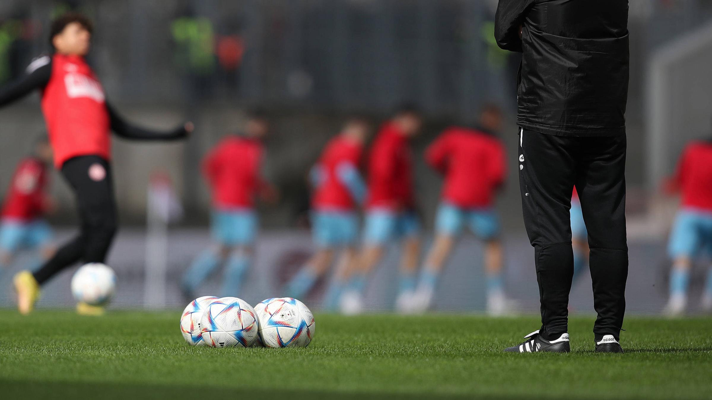 Training im Stadion an der Hafenstraße, Essen.
