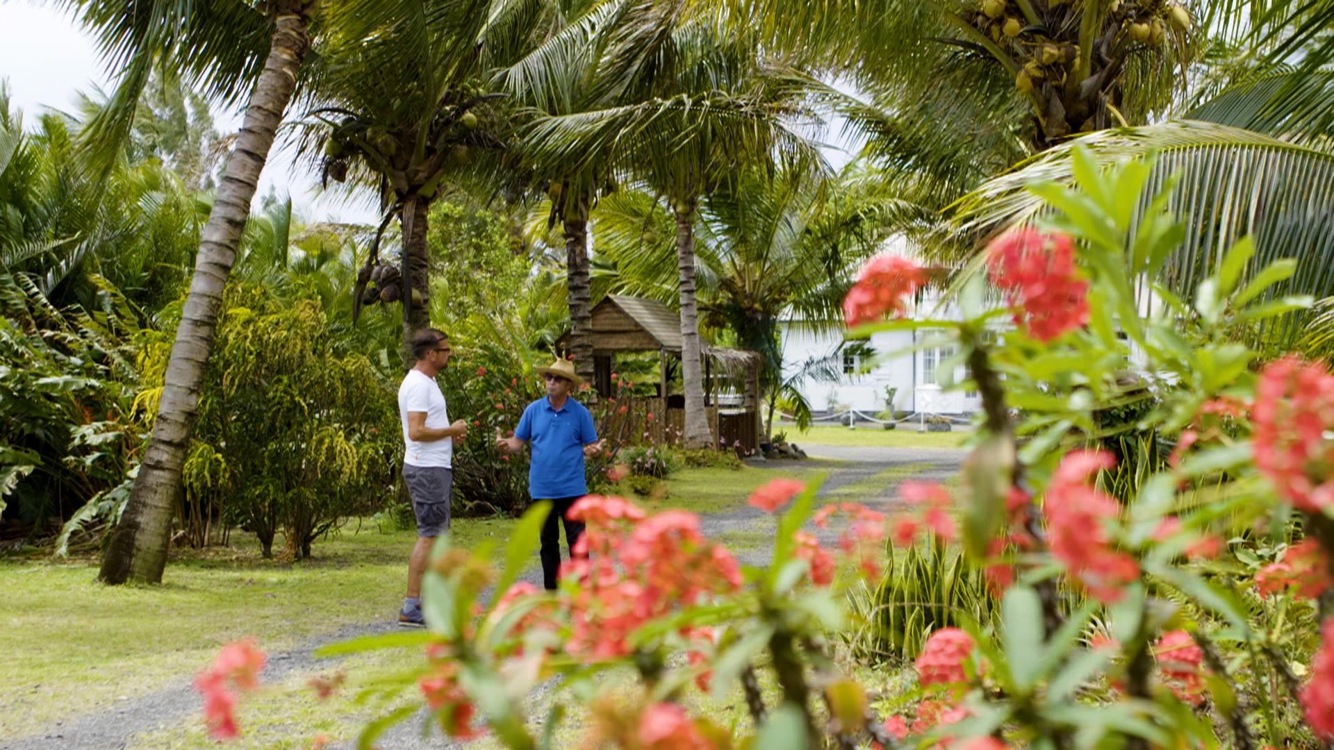  Gespräch mit Aniel Martin im Garten der 1001 Geschmäcker