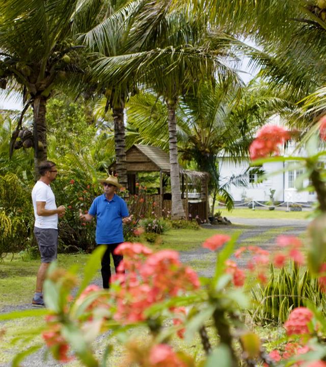  Gespräch mit Aniel Martin im Garten der 1001 Geschmäcker