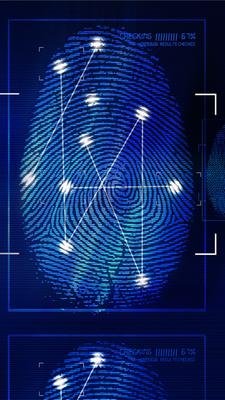 Collage zeigt Kreideumrisse eines Menschen am Boden aufgezeichnet, Mann steht gekrümt im Bild, Blaulicht Hand mit blutigem Messer (Symbolbilder)