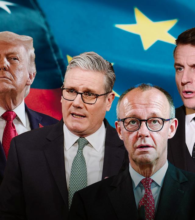 Oberkörper-Ausschnitte von Donald Trump, Keir Starmer, Friedrich Merz und Emmanuel Macron vor einer USA und EU-Flagge