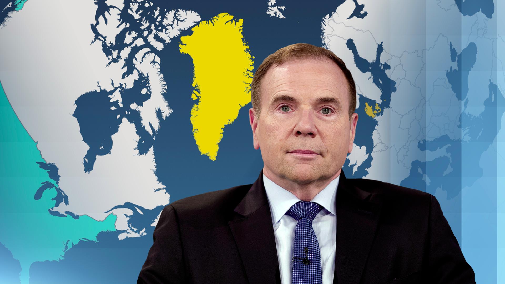 Ben Hodges vor einer Karte Grönlands