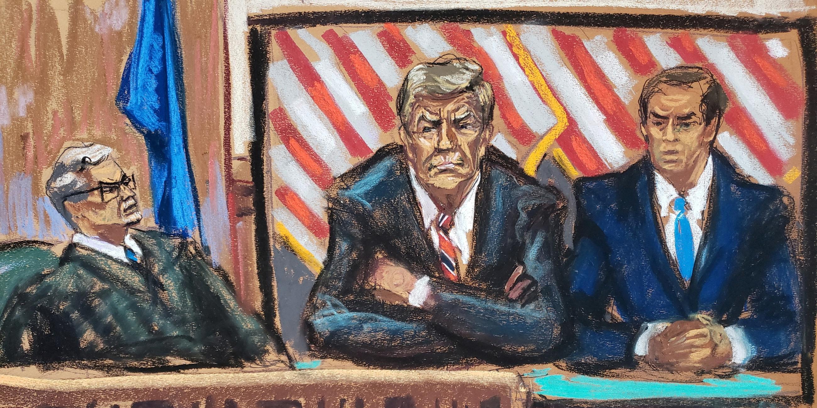 Eine Zeichnung eines Gerichtsaals. Links der Richter, rechts im Bild Donald Trump und sein Anwalt.