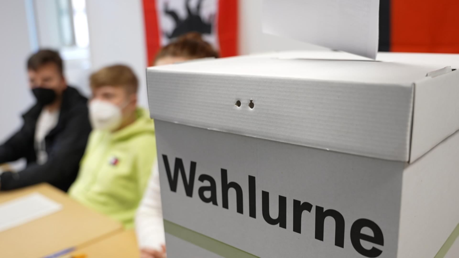 Wahlurne bei der U18-Wahl