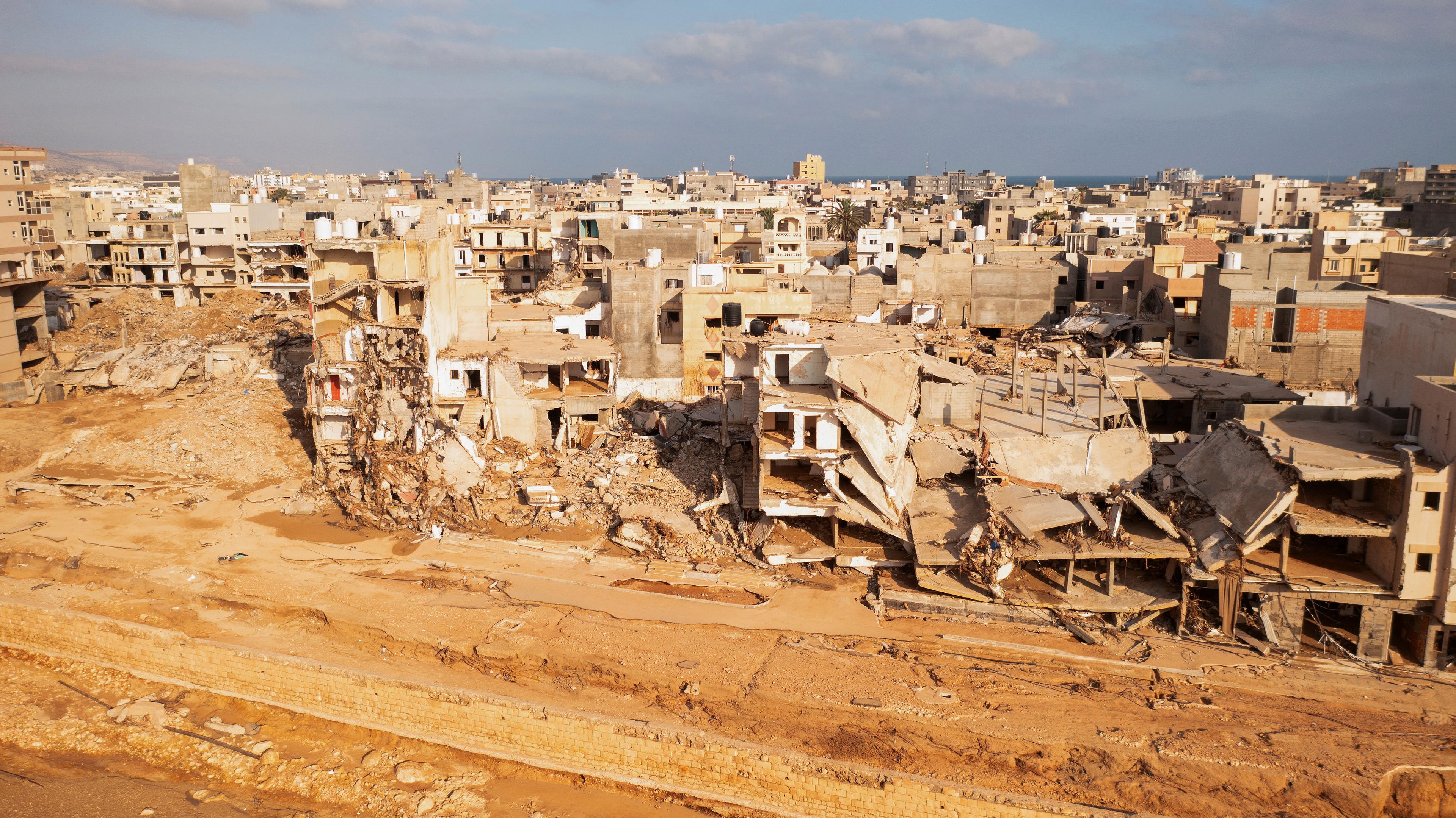 Nach Unwetter-Katastrophe in Libyen, aufgenommen am 16.09.2023 in der verwüstete Hafenstadt Darna (Libyen)
