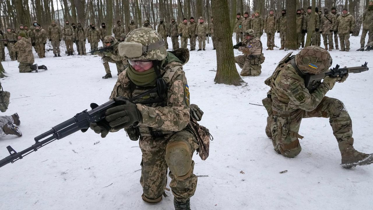 Konflikt Mit Russland Ukraine Bittet Deutschland Um Waffen ZDFheute
