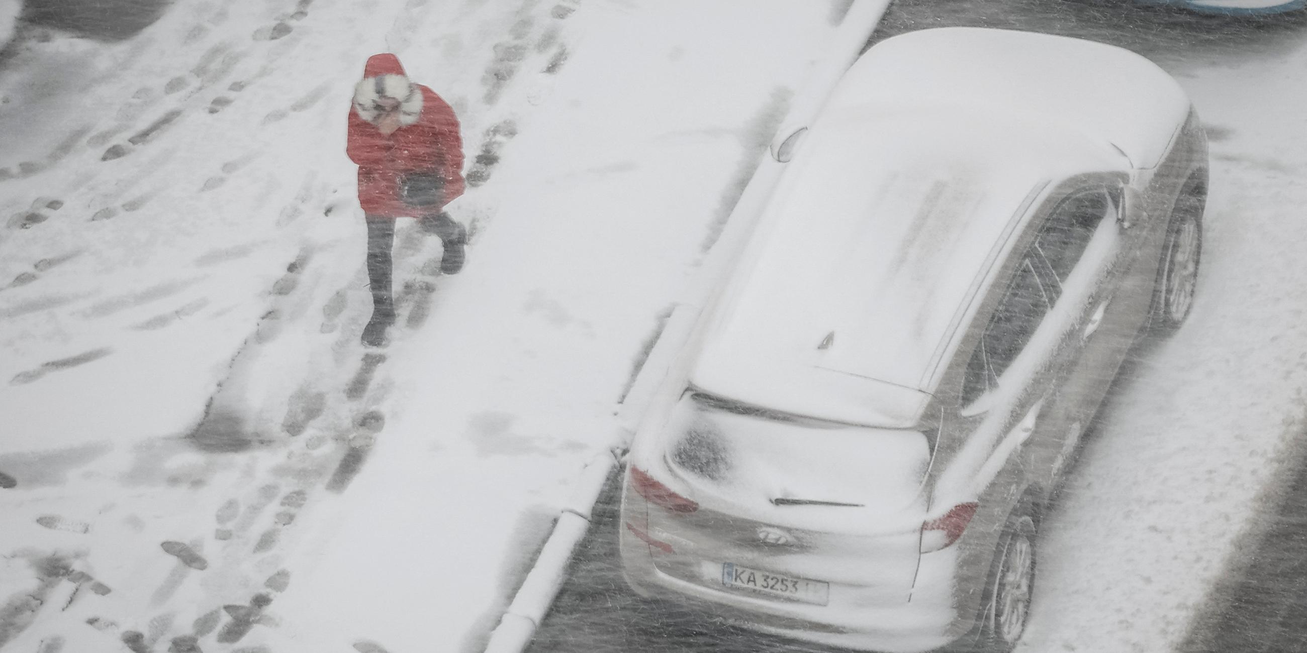 Ukraine, Kiew: Schnee in der ukrainischen Hauptstadt