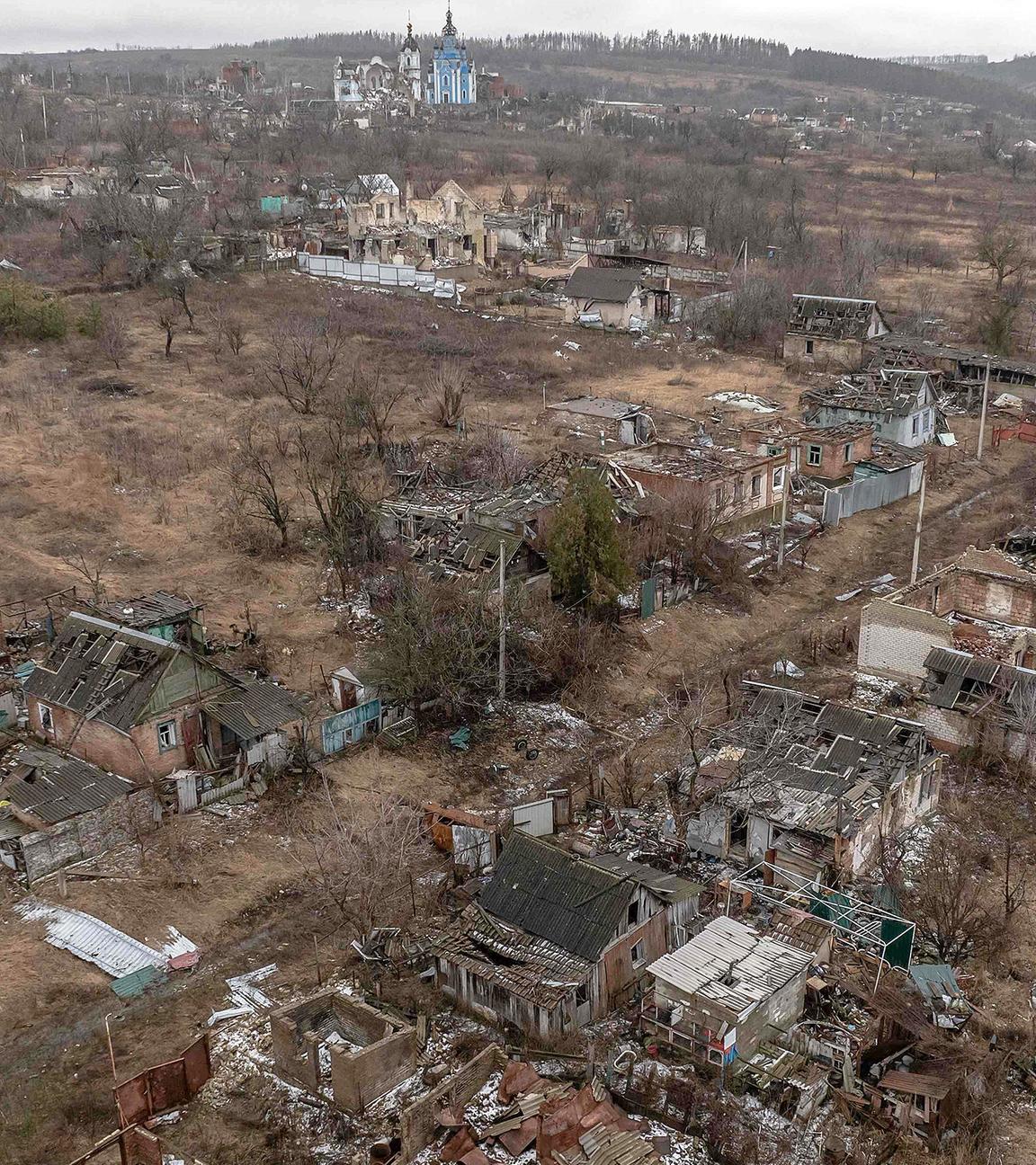 Zerstörung im Ort Bohorodychne, Region Donezk, Ukraine