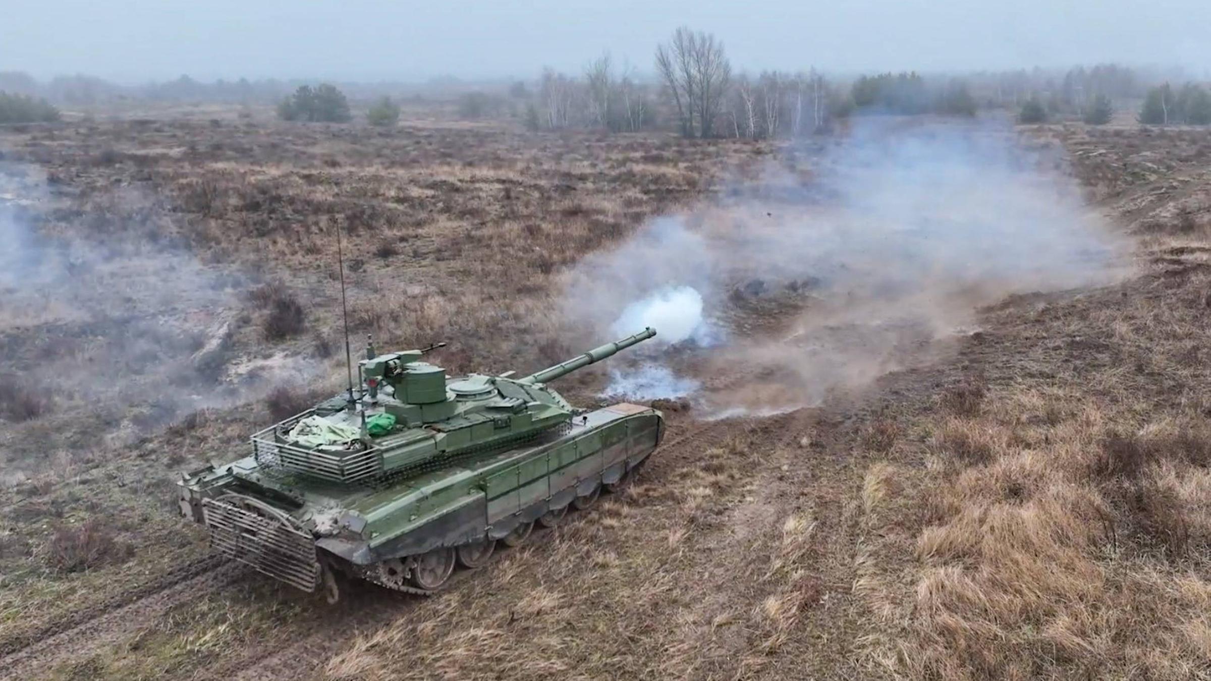T-90M Proryv-Panzerbesatzungen werden in der Zone der russischen Spezialoperation trainiert