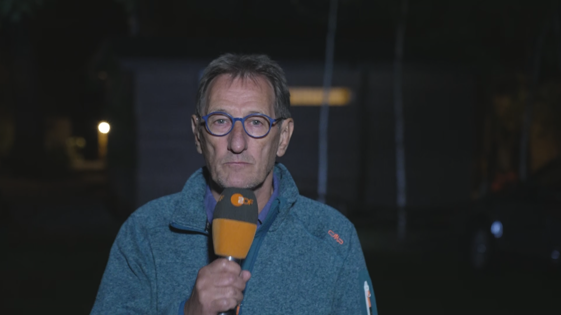 ZDF-Reporter Luc Walpot bei ZDFheute live.