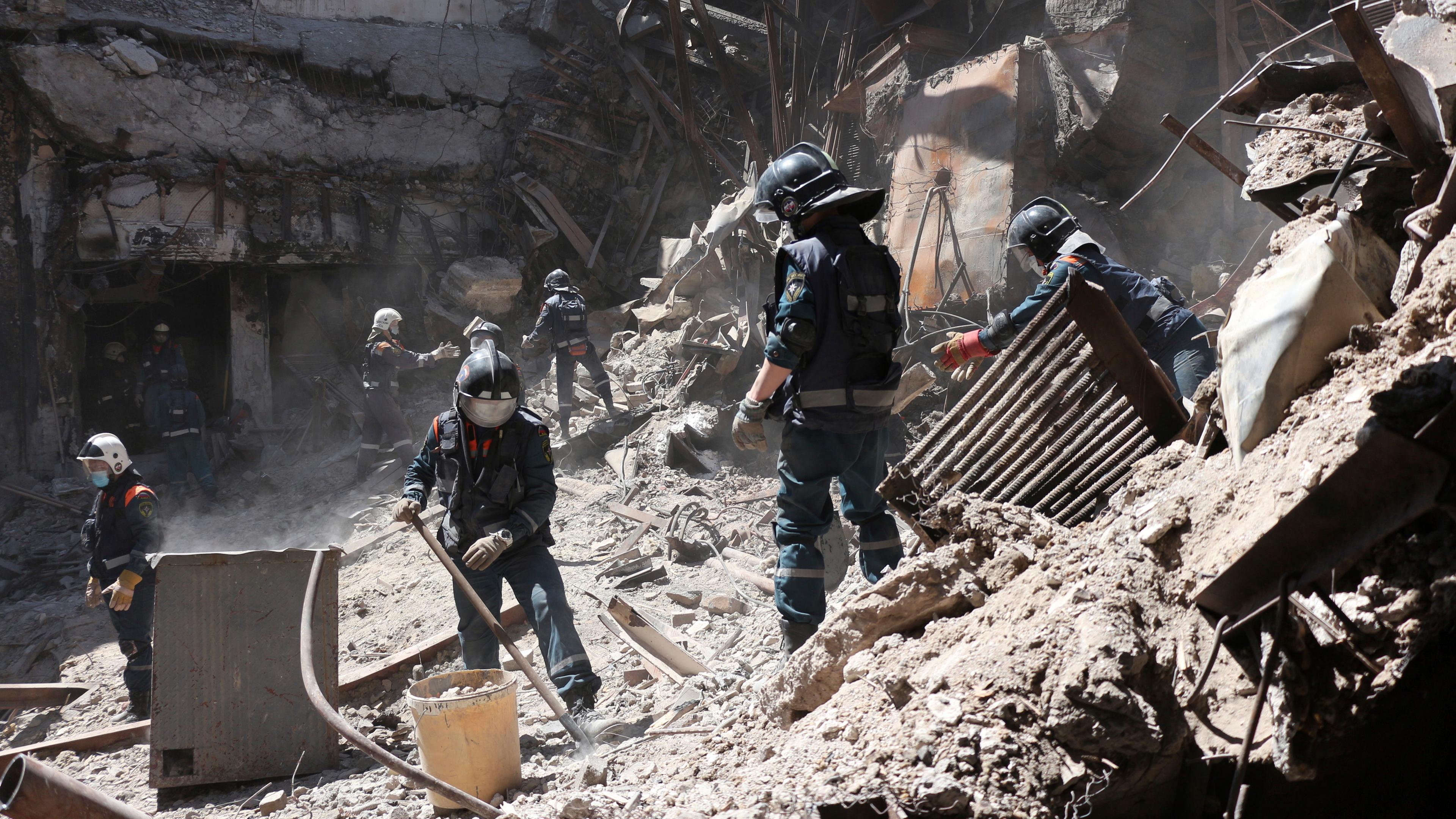 Zestörte Gebäude in Mariupol, Ukraine