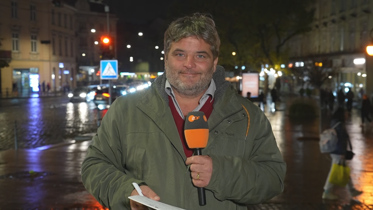 ZDF-Reporter Dara Hassanzadeh