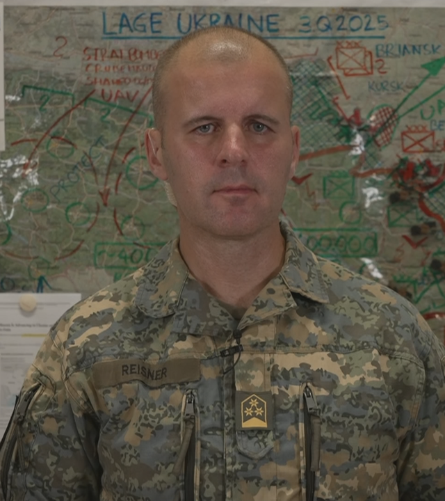 Oberst Markus Reisner bei ZDFheute live.