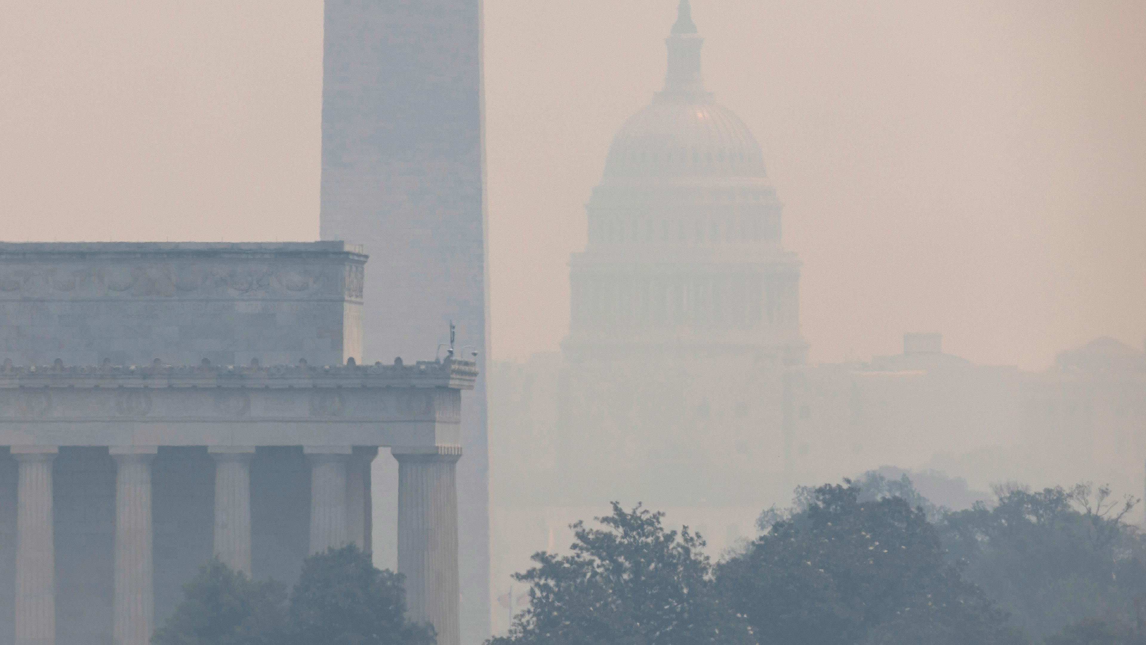USA, Washington D.C.: Rauch aus Kanada verdunkelt die Stadt