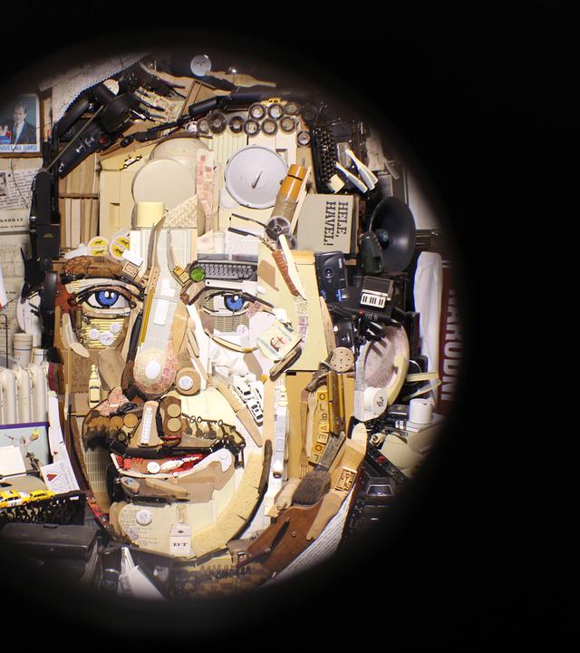 Portät von Vaclav Havel: 3D-Kunstwerk aus 1000 Objekten 