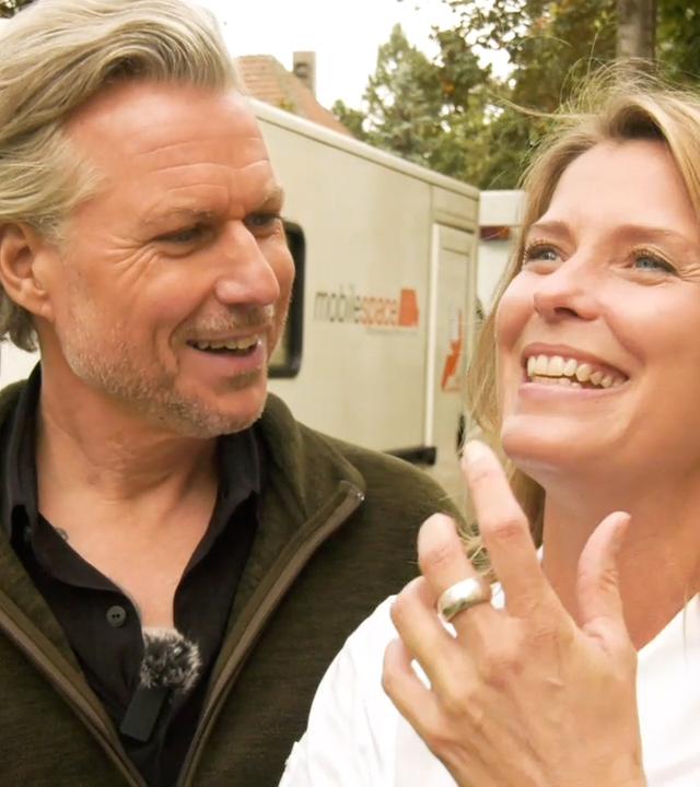 Valerie Niehaus und Dirk Borchardt am Set von "Nächste Ausfahrt Glück"