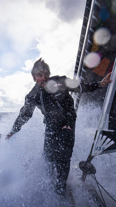 Boris Herrmann auf seinem Segelboot