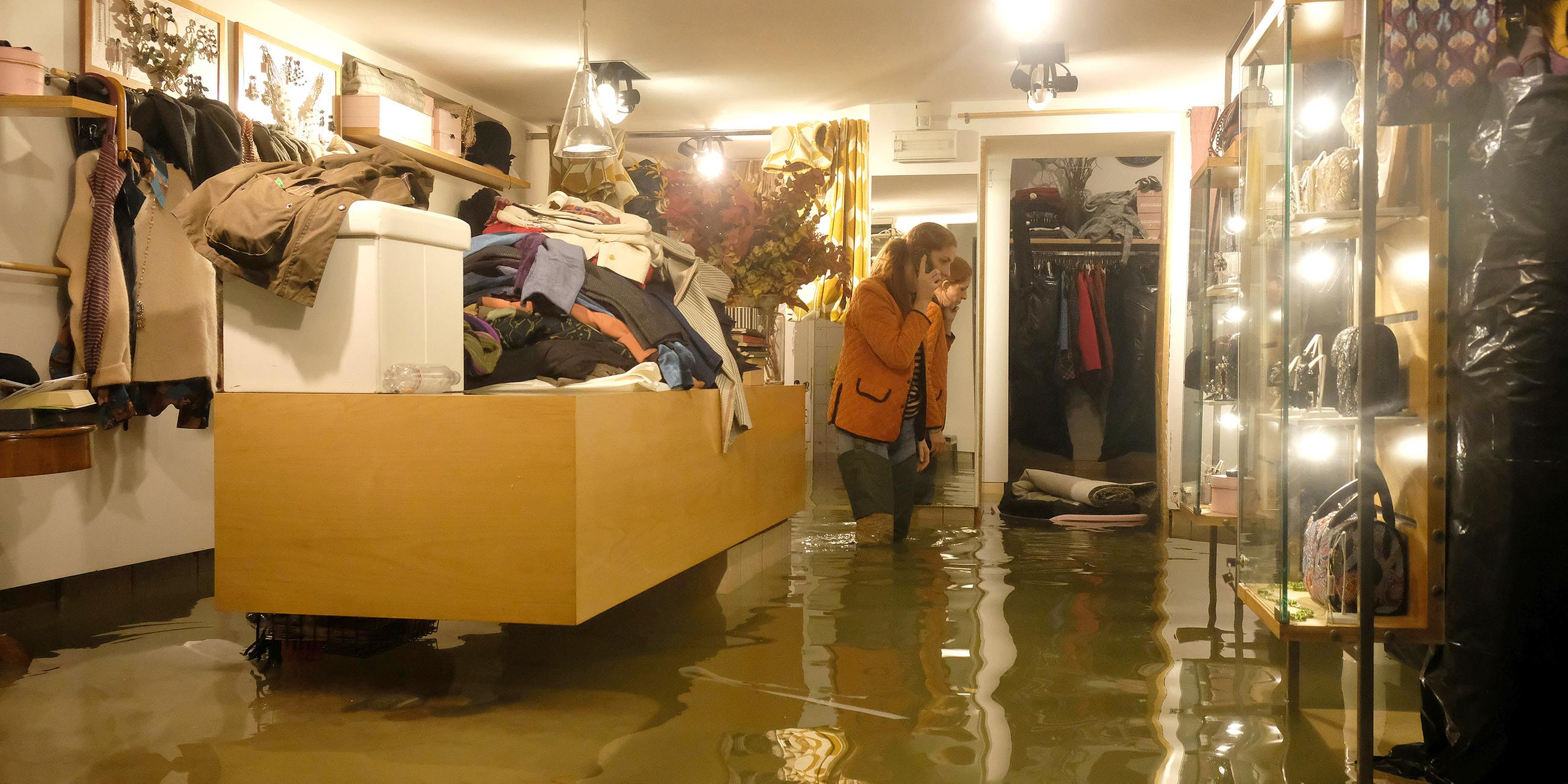 Überflutetes Geschäft in Venedig