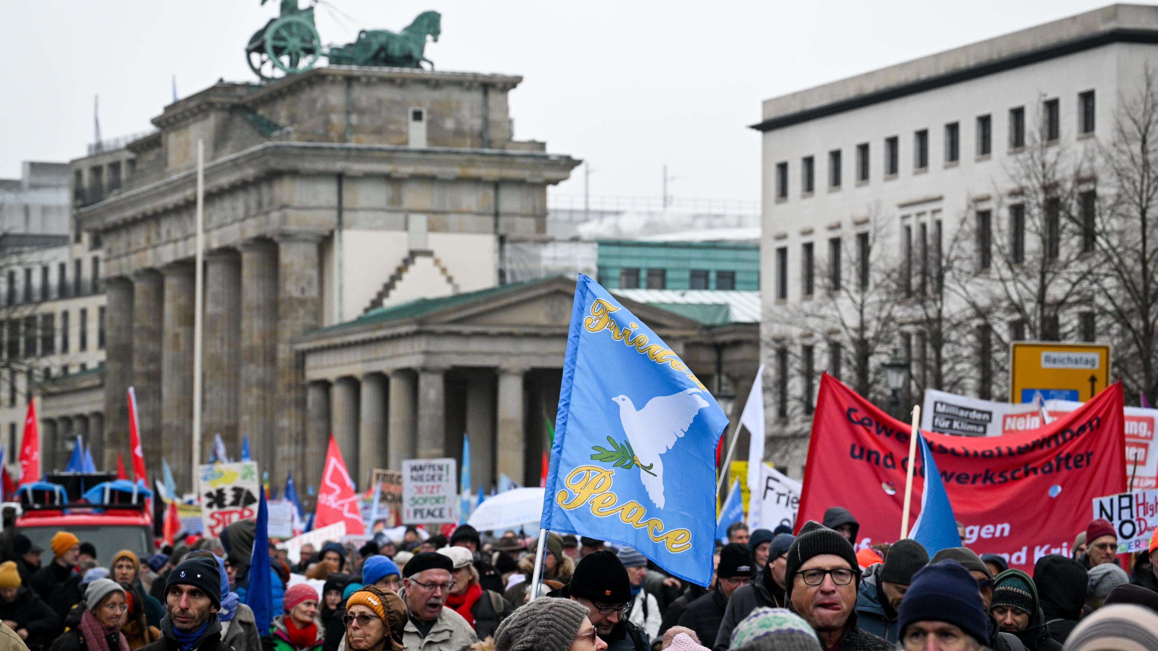 Friedensdemonstration am Brandenburger Tor