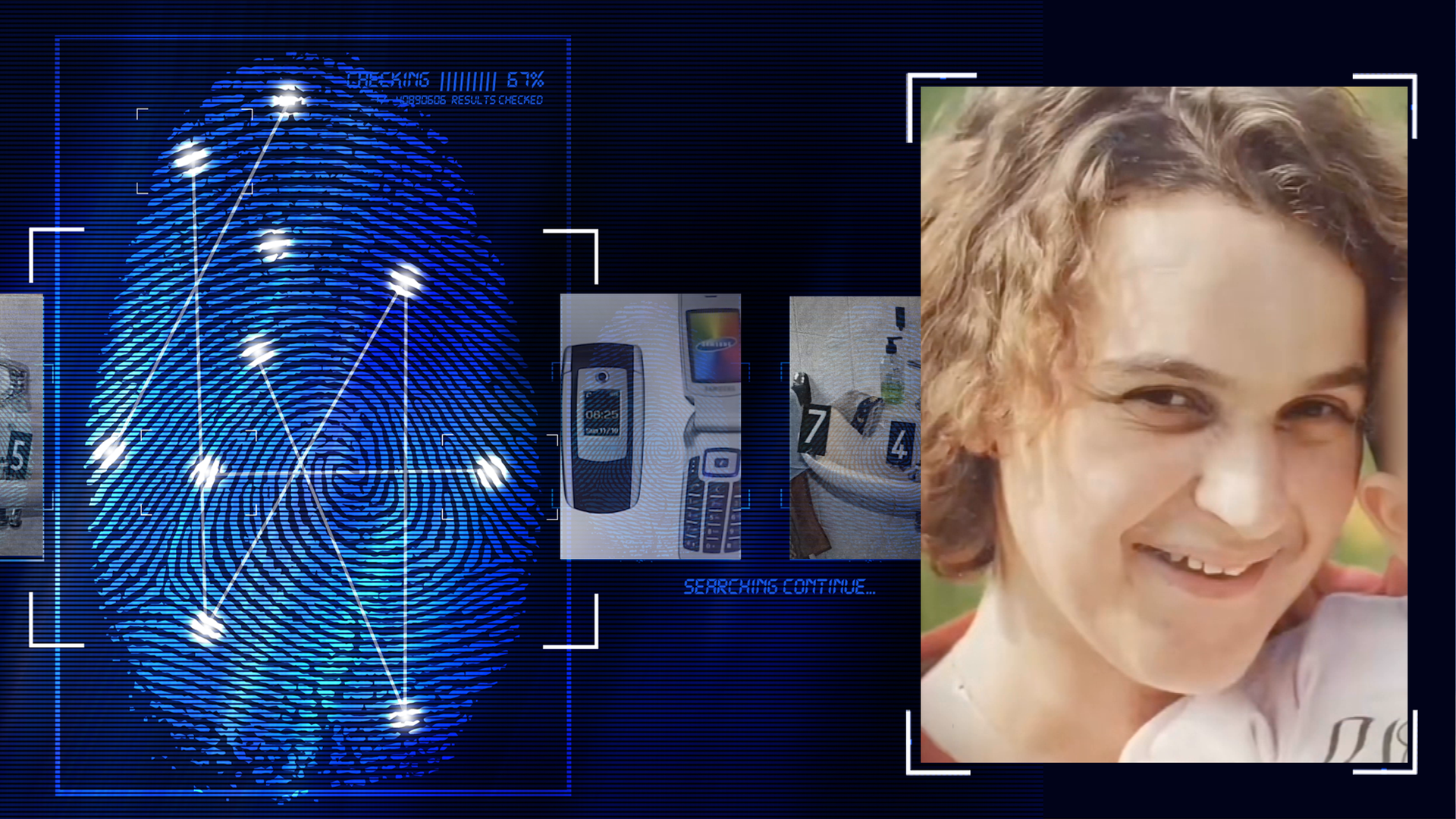 Junge Frau (Anfang 20) schaut lächelnd Richtung Kamera. Sie hat braune Haare, leicht gelockt. Der Mund ist leicht geöffnet, auf ihrem Arm ist im Anschnitt ein Kind zu erkennen. Links daneben: Lichtschematische Darstellung eines Fingerabdrucks.