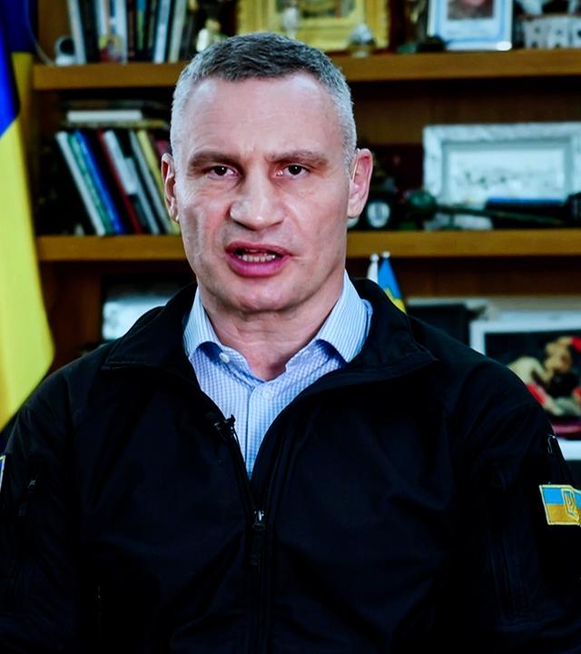 Vitali Klitschko zugeschaltet aus Kiew bei Schalte Maybrit Illner