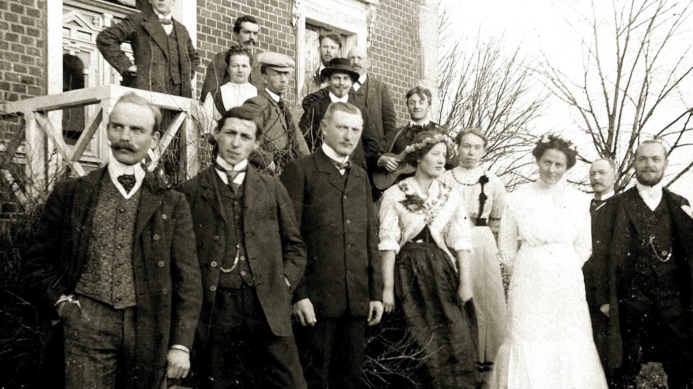 "Völkische Siedler: Schattenwelten auf dem Land": Völkische Siedler im Heimland um 1913.