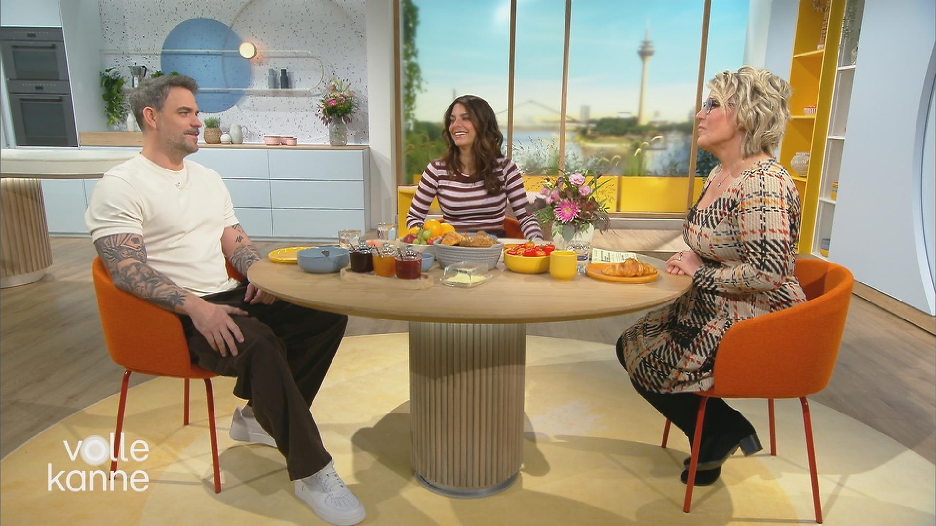 Lilli Hollunder und Marc Barthel aus "Notruf Hafenkante" bei Volle Kanne.