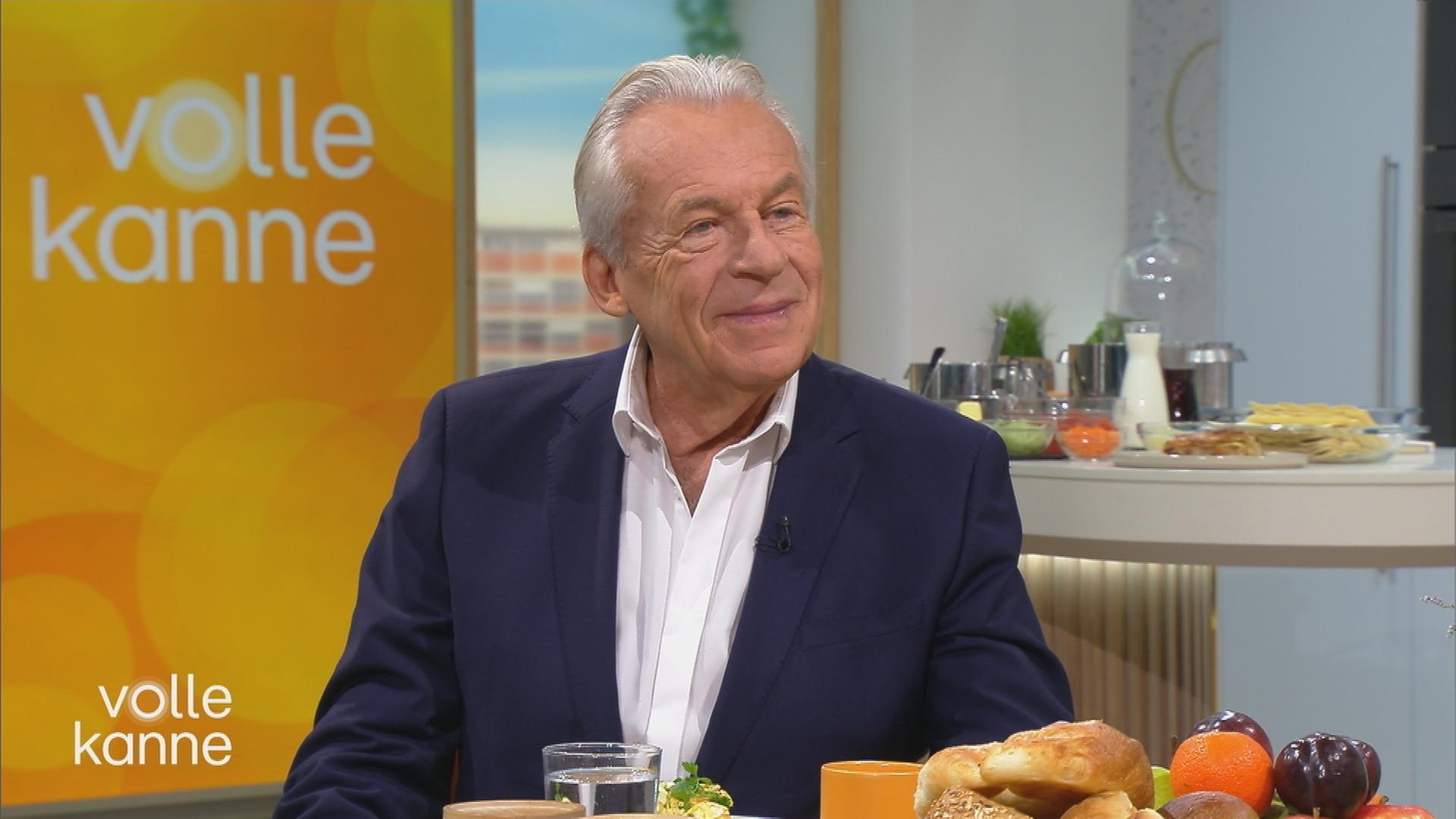 Pepe Lienhard am "Volle Kanne"-Früstückstisch