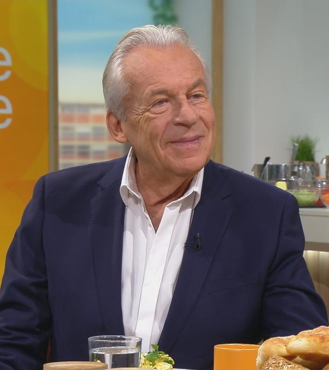 Pepe Lienhard am "Volle Kanne"-Früstückstisch