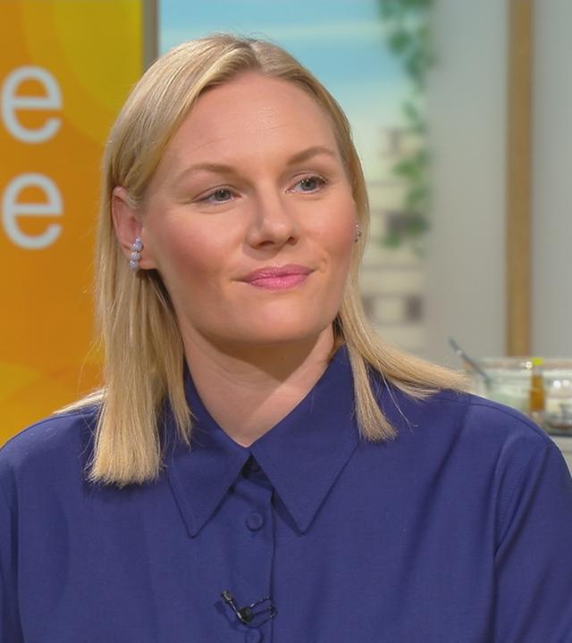 Das Bild zeigt Rosalie Thomass bei "Volle Kanne".