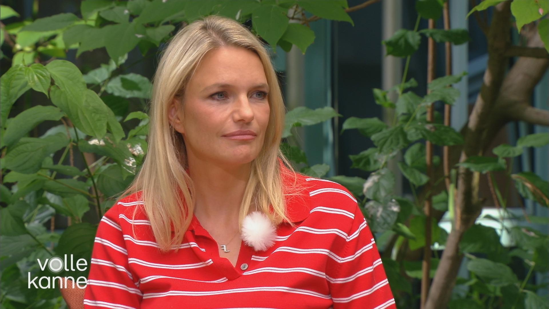 Das Bild zeigt Sarah Tacke im "Volle Kanne" -Studio.