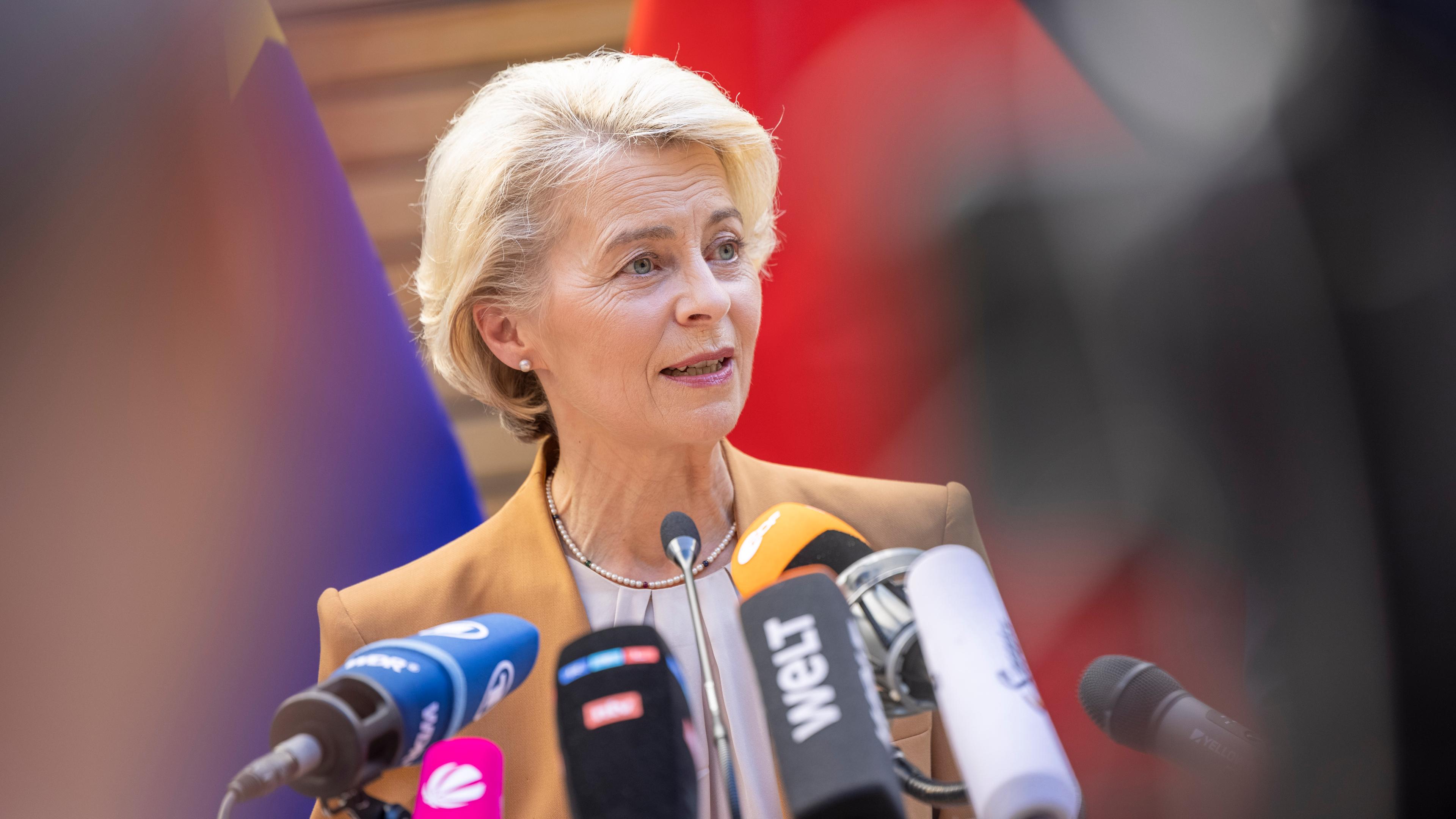 EU-Kommissionspräsidentin Ursula von der Leyen während einer Rede in Brüssel.