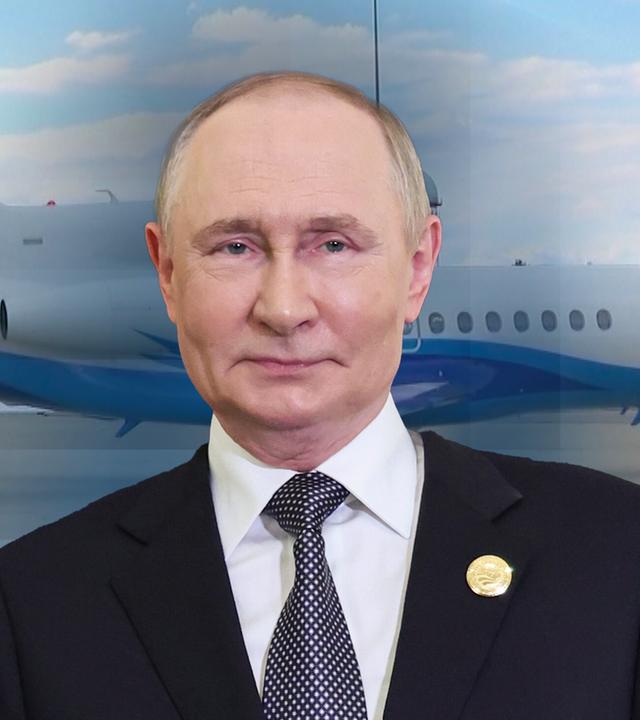 Wladimir Putins Kopf vor einem Flugzeug. 