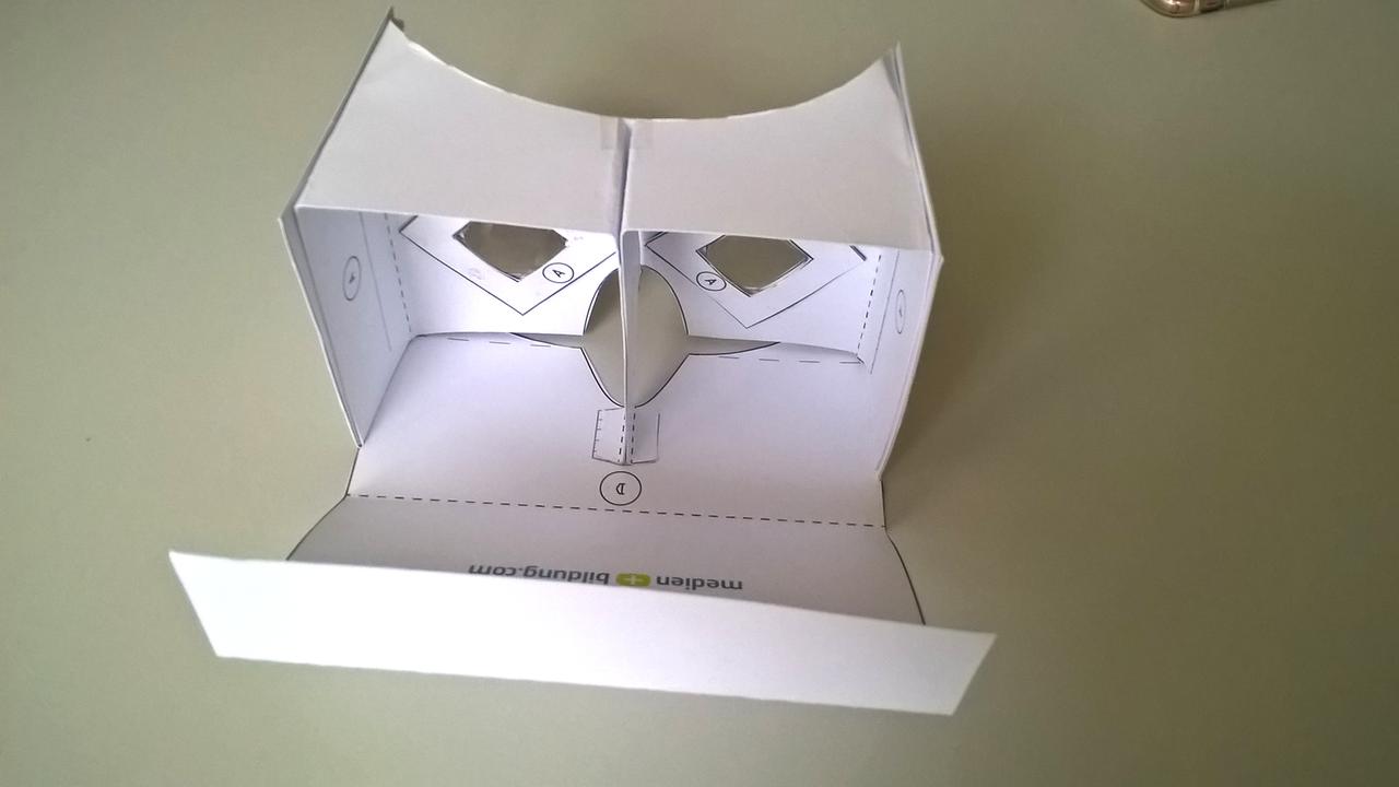 Löwenzahn: VR-Brille zum Selberbasteln - ZDFtivi