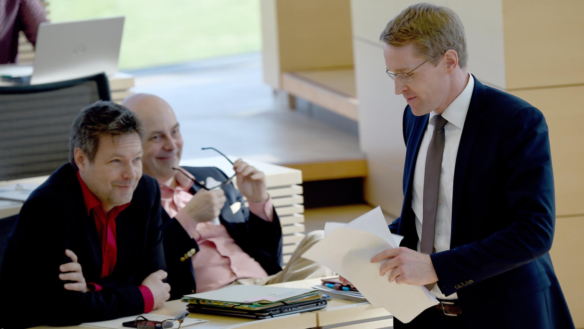 Torsten Albig (SPD), Robert Habeck (Grüne) und Daniel Günther (CDU) im Kieler Landtag