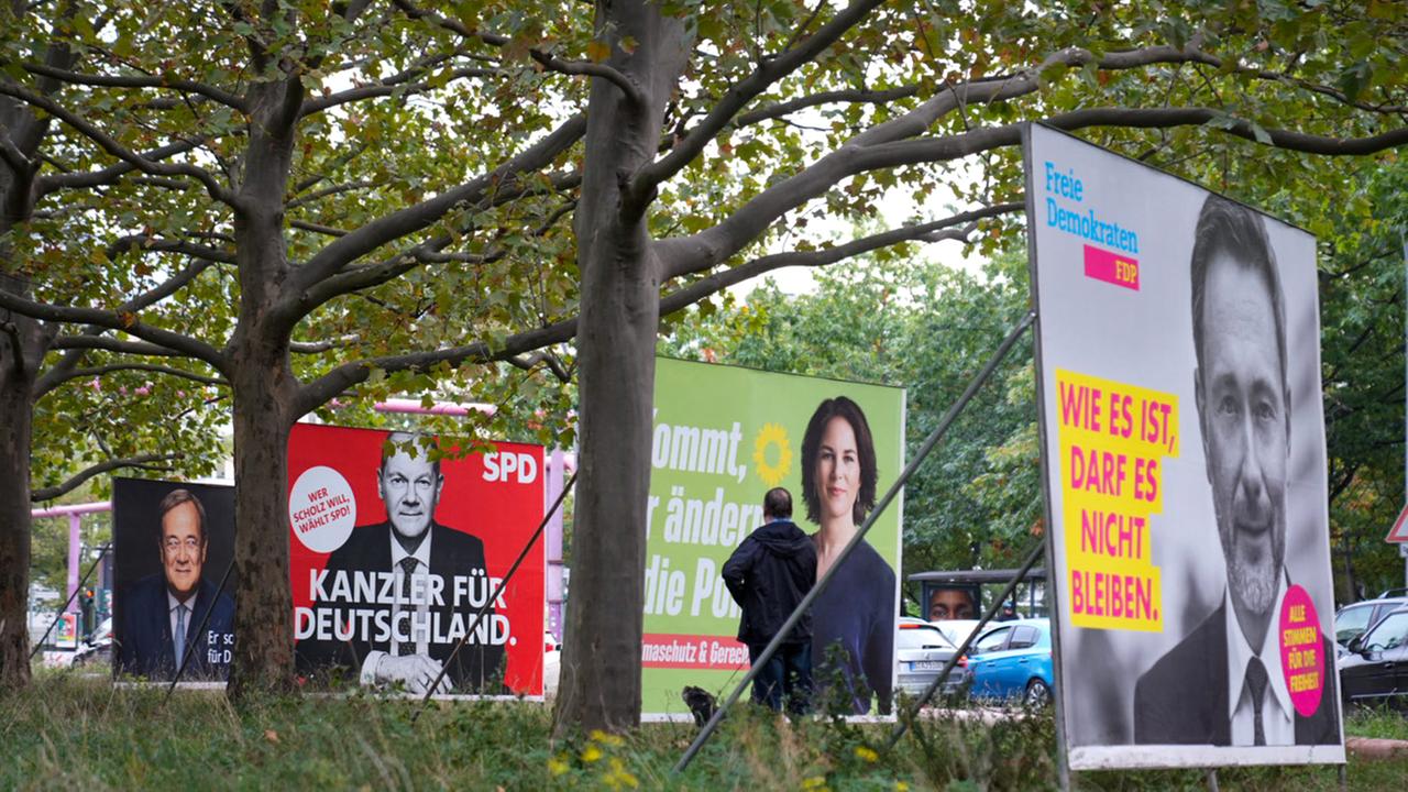 Wahlplakate zur Bundestagswahl 2021