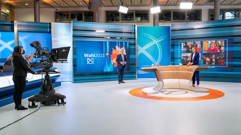 Wahlstudio mit Matthias Fornoff und Bettina Schausten