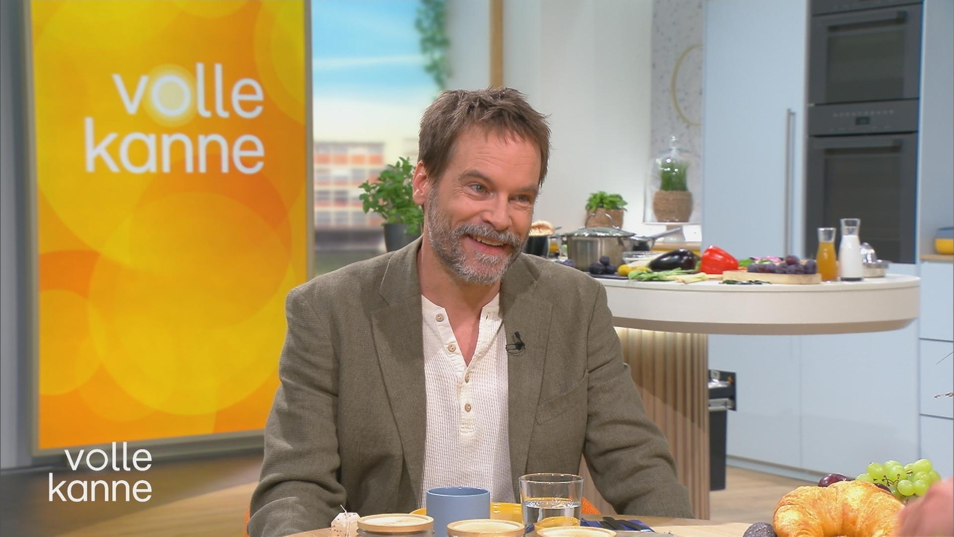 Wanja Mues im "Volle Kanne"-Studio