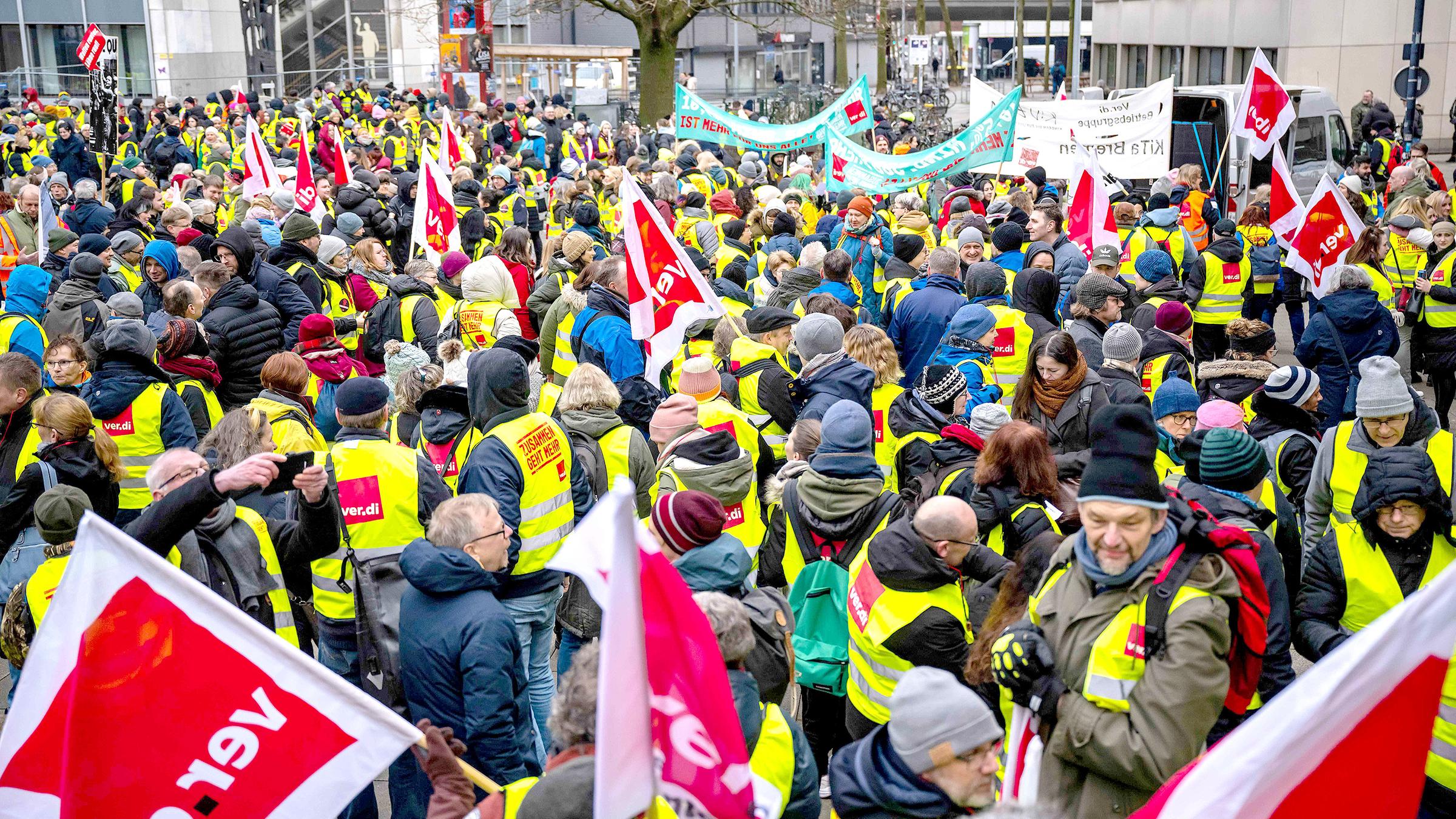 Warnstreik im Öffentlichen Dienst in Bremen