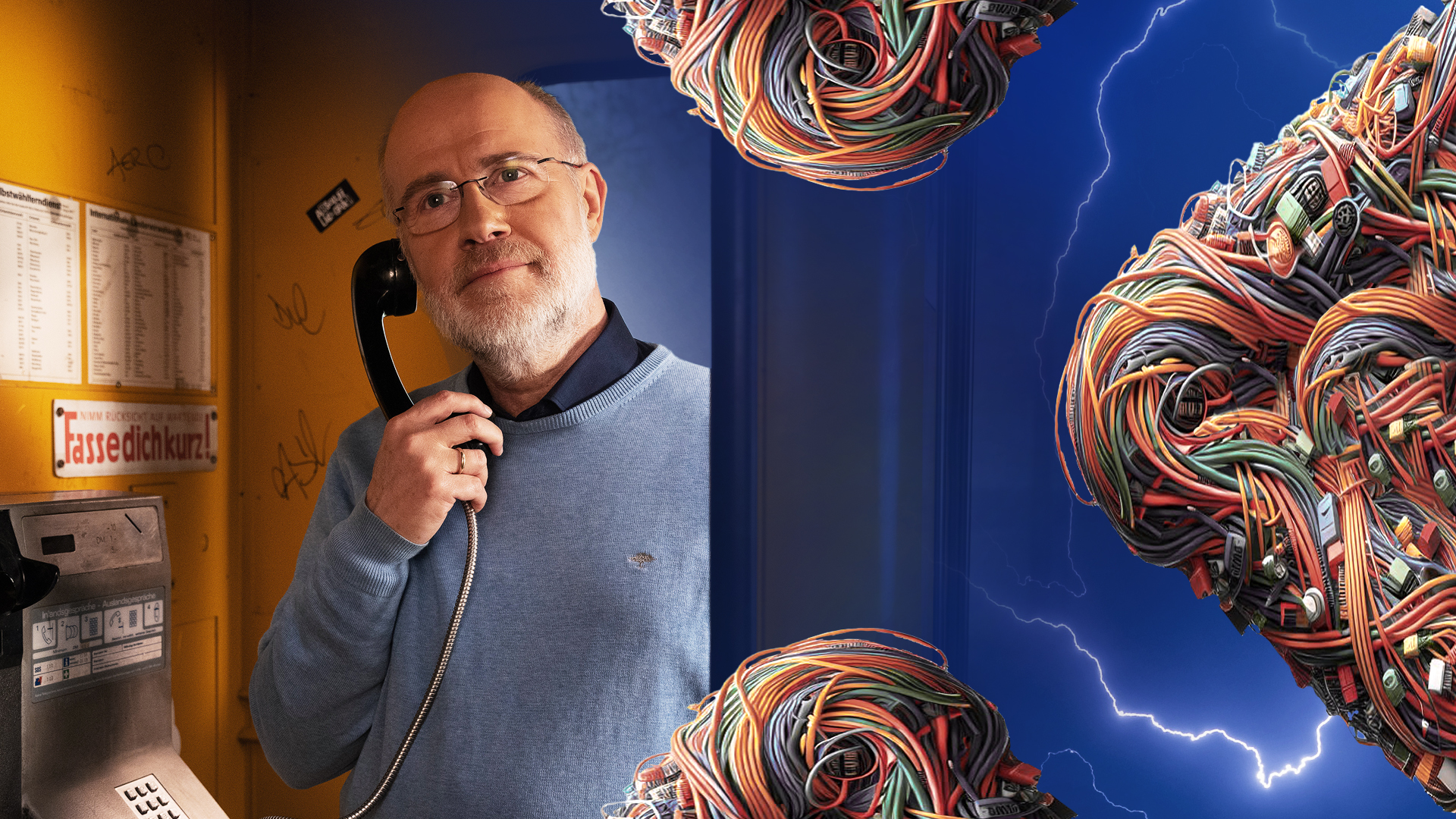 Harald Lesch steht mit Telefonhörer am Ohr in einer Telefonzelle. Rechts von ihm deuten bunte Kabel ein X an. 