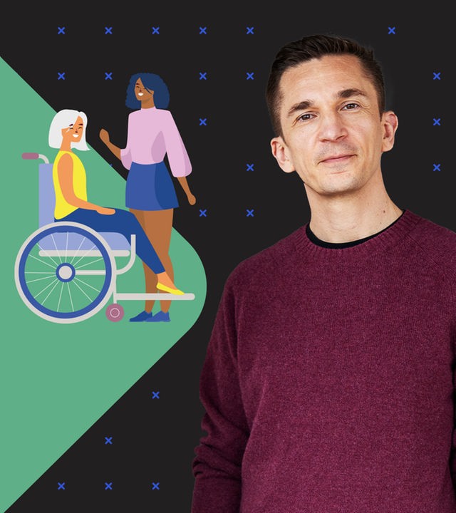 Eric Mayer neben Frau im Rollstuhl mit Begleitung