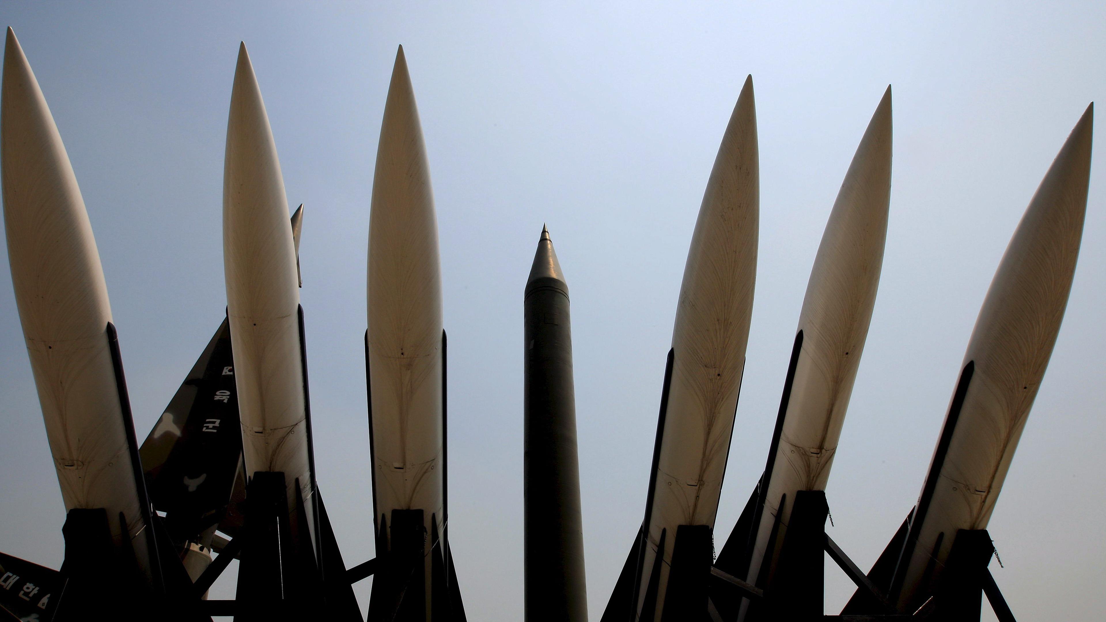 "Geheimnisse des Kalten Krieges - Welt am Abgrund": Amerikanische und nordkoreanische Raketen in Museum in Seoul.