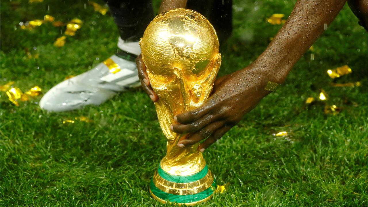 WM alle zwei Jahre: DFB lehnt FIFA-Pläne ab