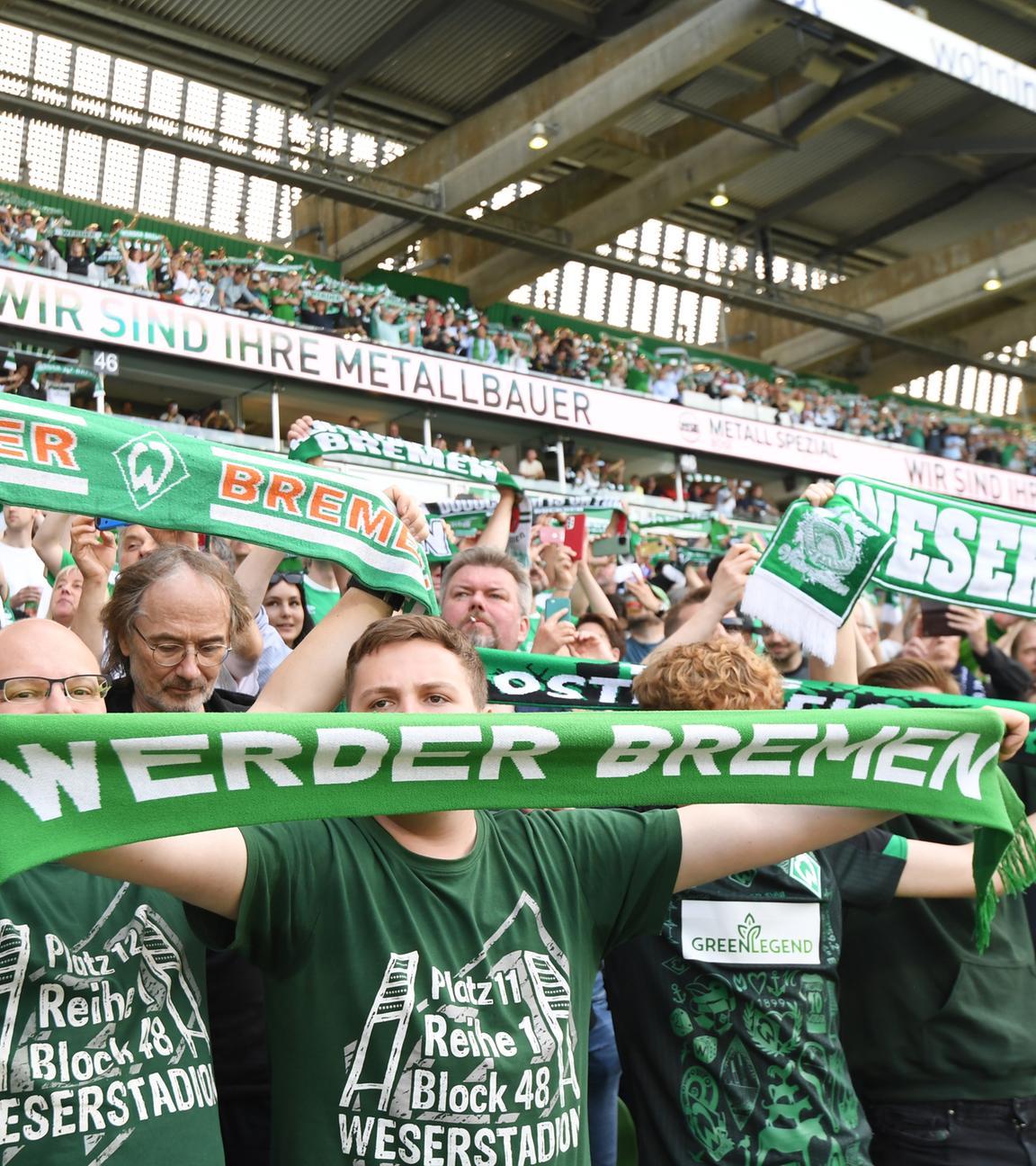 Werder Bremen: Fans im Weser Stadion