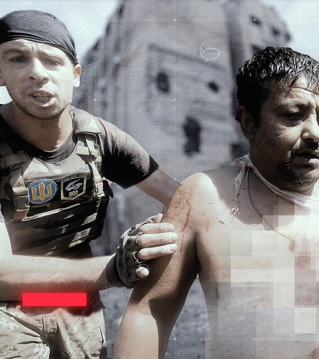 Collage: Ukrainischer Polizist Vasyl Pipa rettet verwundeten Mann vor Hausruine im Hintergrund