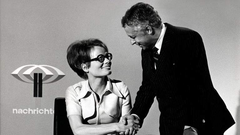 Wibke Bruhns, Nachrichtensprecherin 1971