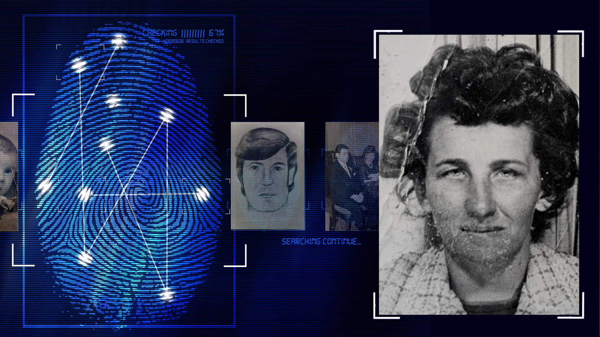 Schwarzweißes Portraitfoto einer Frau mit kurzen dunklen Haaren. Sie lächelt. Im Anschnitt ist ein kariertes Oberteil zu erkennen. Das Bild wirkt alt und abgenutzt. Links daneben: Lichtschematische Darstellung eines Fingerabdrucks.