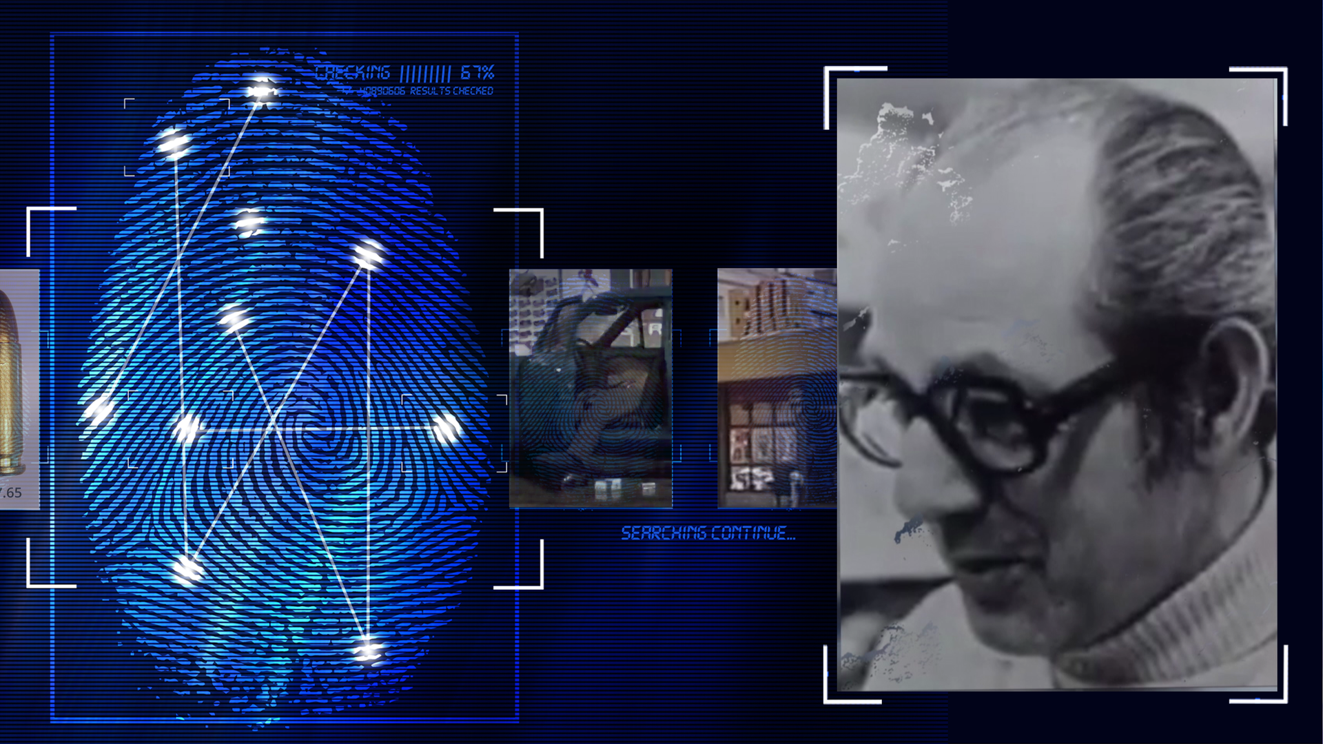 Schwarzweißfoto eines Mannes, ca. 70 Jahre alt. Seitlich aufgenommen. Er trägt eine Brille mit großen Gläsern und dunkler, quadratischer Einfassung. Im Anschnitt ist ein heller Rollkragenpullover zu erkennen. Der Mann lächelt leicht. Links daneben: Lichtschematische Darstellung eines Fingerabdrucks.