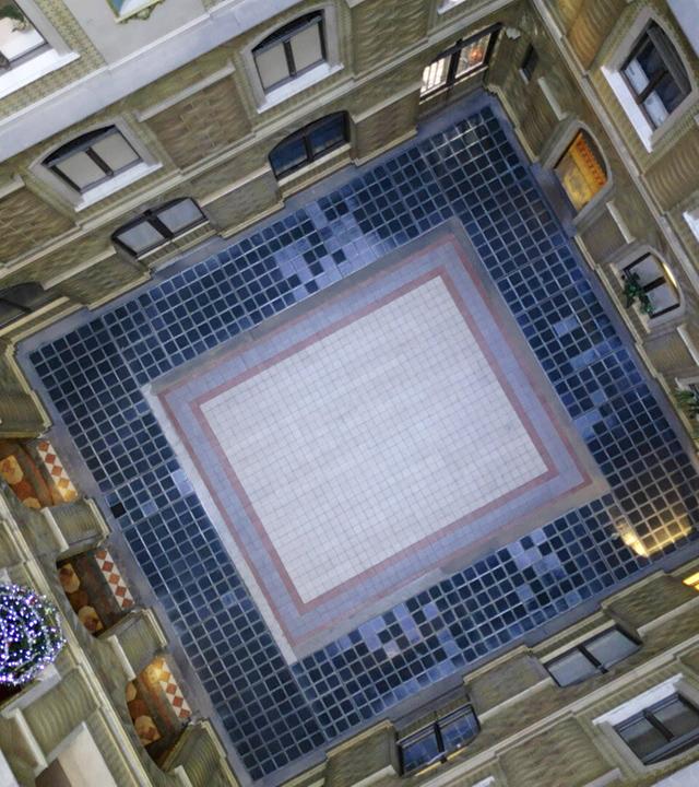 Ein Innenhof von oben.